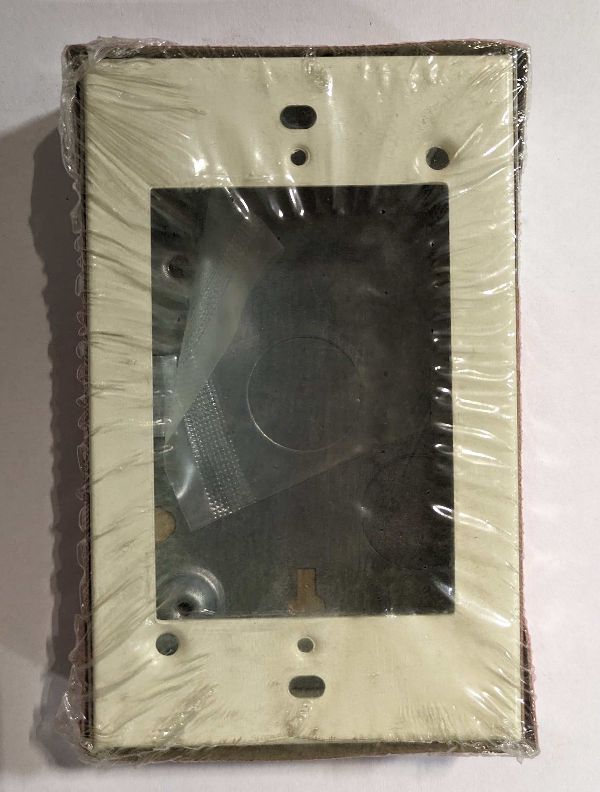 Wiremold V5748S : Shallow Switch and Receptacle Box, Ivory – Ohio